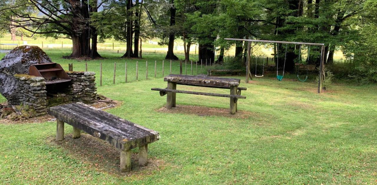Lewis Pass Motels Springs Junction エクステリア 写真